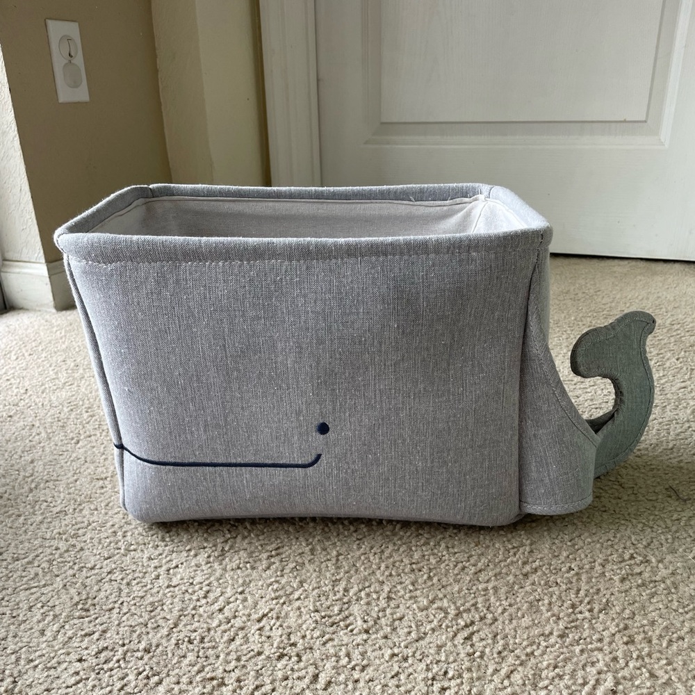 Large whale storage basket